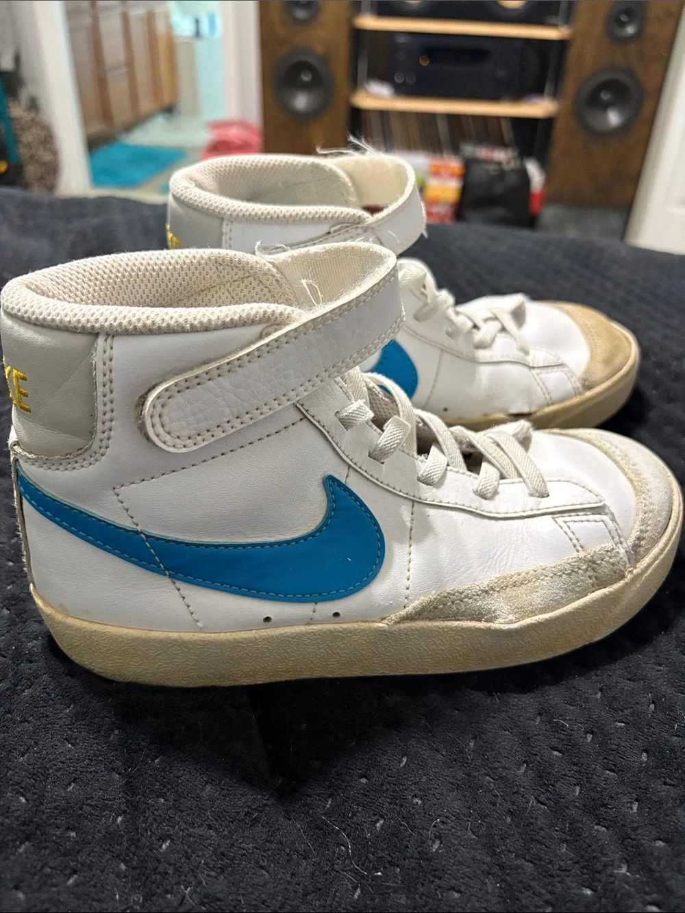 Nike Kids High-Top Sneakers in White and Blue little kids size 1